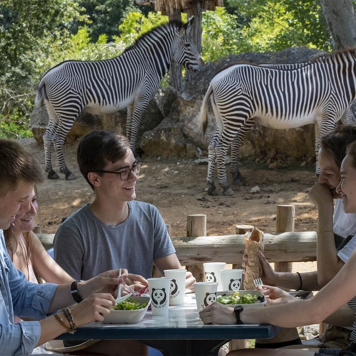 Se restaurer - Restaurant La Savane - Venez visiter les animaux du ZooParc