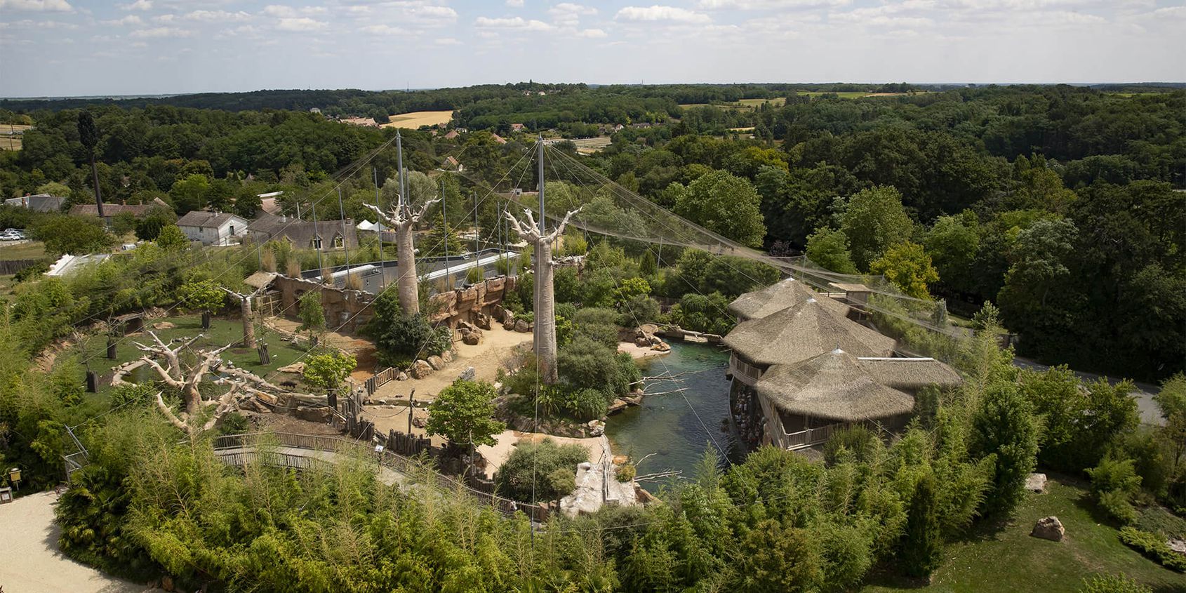 Télécabine du ZooParc de Beauval - Vue de La Réserve des Hippopotames - Nuage de Beauval